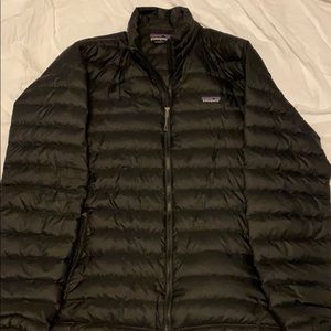 Used Men’s Patagonia Down Jacket-Black XL